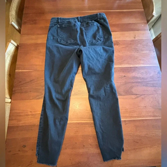 ELOQUII High Rise Skinny Jeans - Picture 2 of 9